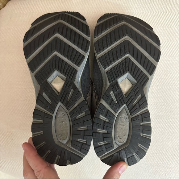 Brooks Ricochet Running Shoes Womens 8 Gray Mauve Athletic Trainers Sneakers - Picture 8 of 9